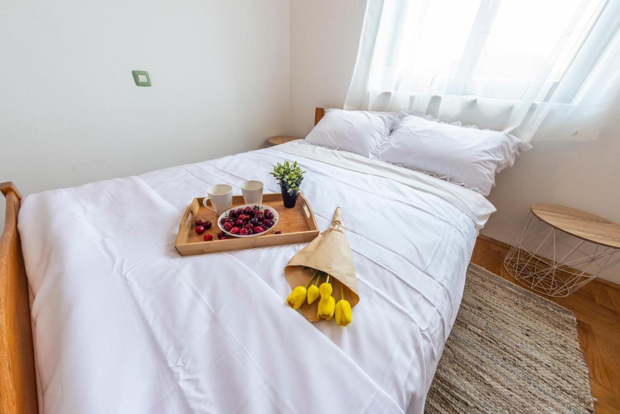 Apartments Krivicic Green Pomer Εξωτερικό φωτογραφία